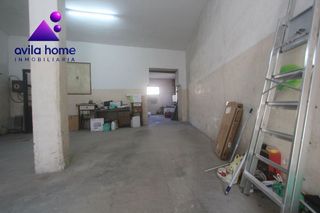 Local comercial en alquiler en San Antonio en Ávila