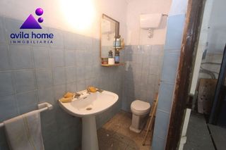 Local comercial en alquiler en San Antonio en Ávila