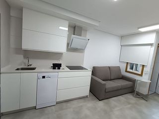 Piso en alquiler en Riazor - Los Rosales en Coruña (A)