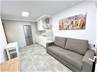 Piso en alquiler en Riazor - Los Rosales en Coruña (A)