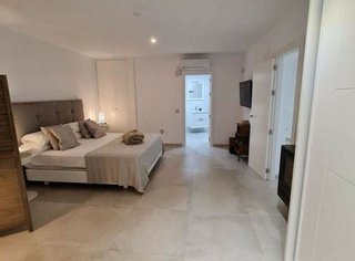 Chalet en alquiler en Elviria en Marbella