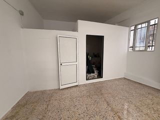 Local comercial en alquiler en León en Sevilla