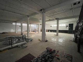 Local comercial en alquiler en Montserrat - Parque Empresarial en San Fernando de Henares