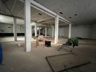 Local comercial en alquiler en Montserrat - Parque Empresarial en San Fernando de Henares