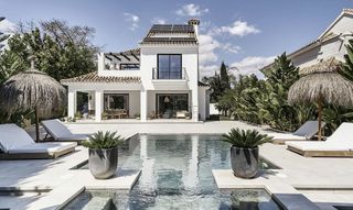 Chalet en alquiler en Los Naranjos - Las Brisas en Marbella