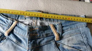 Shorts vaqueros Stradivarius Talla 36