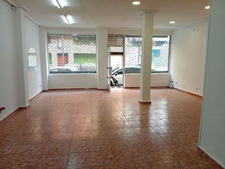 Local comercial en venta en El Llano en Gijón