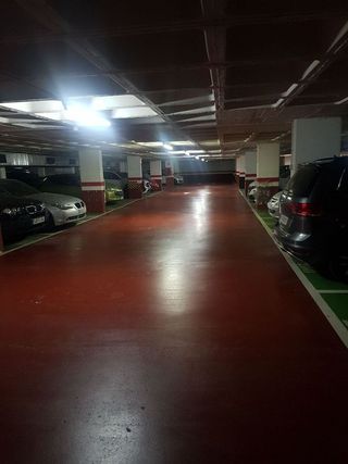 Garaje en venta en Passeig Maragall - Zona Estació en Gavà