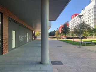 Local comercial en venta en Salburua en Vitoria-Gasteiz