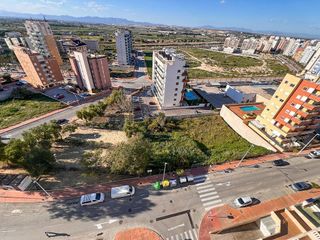 Terreno en venta en Puerto Deportivo en Guardamar del Segura