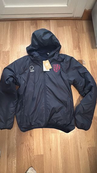 Chaqueta Soka Azul con Capucha