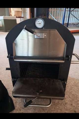 Horno de carbón para exterior