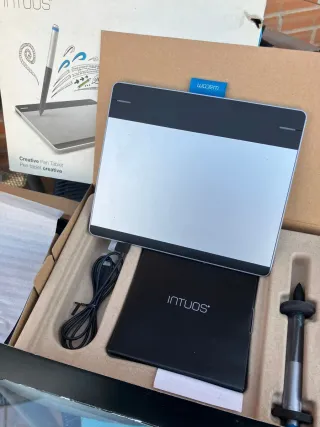 Wacom Intuos CTL-480S Tableta Gráfica