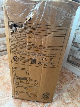 Silla de oficina azul y negra