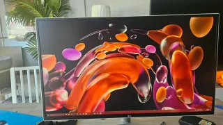 LG 32 QK500