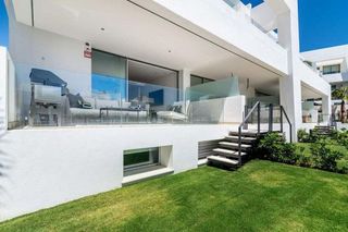 Casa adosada en alquiler en Río Real en Marbella