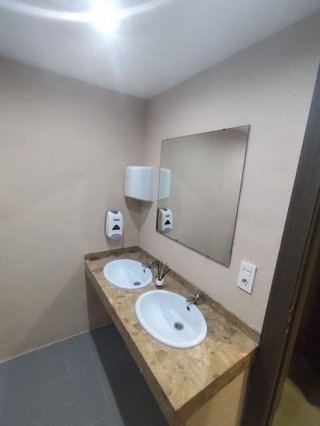 Local comercial en venta en El Bajondillo en Torremolinos