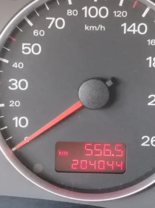 Audi A4 Avant 1.9 TDI 115CV 1 año Garantía.