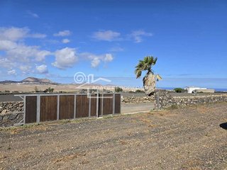 Terreno en venta en Villa de Teguise en Teguise