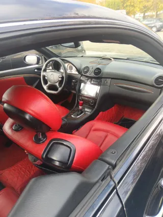Mercedes-Benz  CLK 2005
