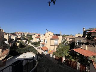 Casa pareada en alquiler en Calahonda en Mijas