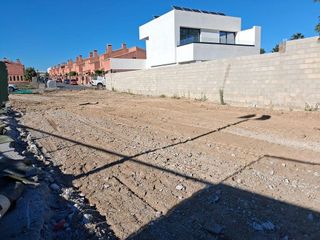 Terreno en venta en Sanlúcar la Mayor