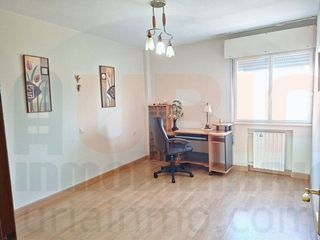 Piso en alquiler en Milán - Pumarín - Teatinos en Oviedo