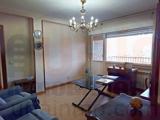 Piso en alquiler en Milán - Pumarín - Teatinos en Oviedo