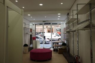 Local comercial en alquiler en Ensanche en Pamplona