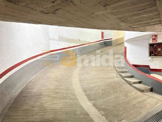Garaje en venta en Centre en Sabadell