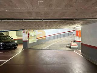 Garaje en venta en Centre en Sabadell