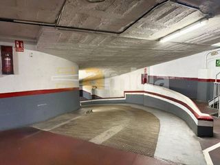 Garaje en venta en Centre en Sabadell