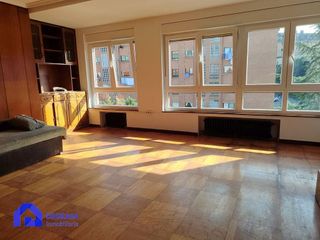 Piso en alquiler en Buenavista - El Cristo en Oviedo