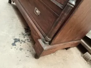 +100 AÑOS CONSOLA ROBLE MACIZO BUEN ESTADO