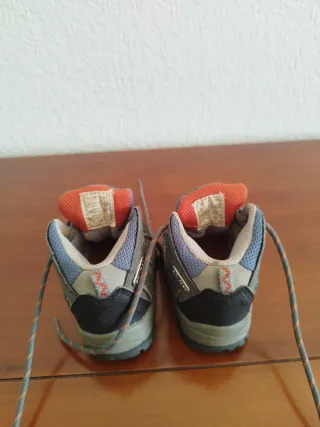 Botas senderismo niño Talla 24