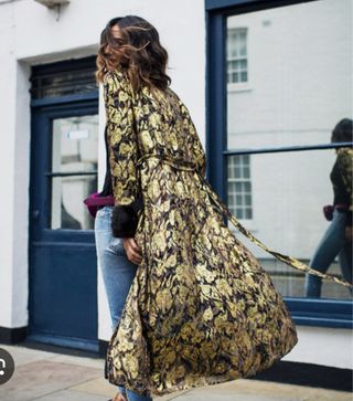 Kimono Zara Dorado Seda edition limited