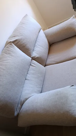 Sofá de 2 plazas beige
