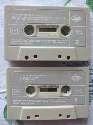 MAX MIX 4 CASSETTES