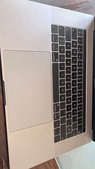 MacBook Pro 15 i9 Vendo o Cambio