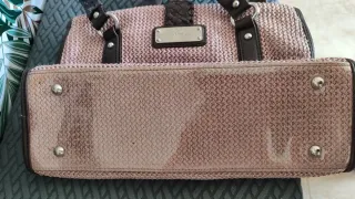 Bolso de mano rosa y marrón