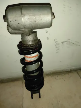 Amortiguador Suzuki