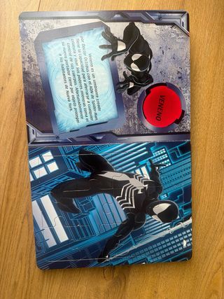 Libro Puzzle Ultimate Spider-Man