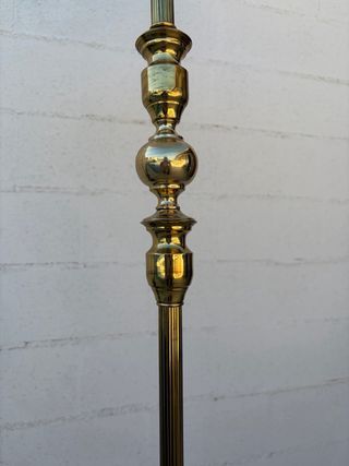 Lámpara de pie vintage dorada