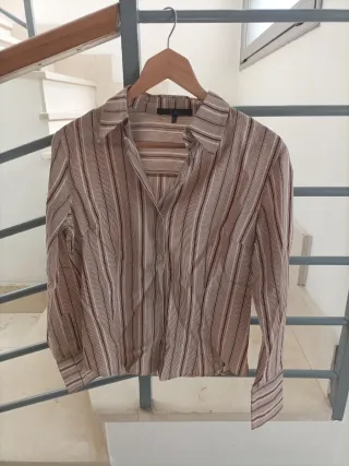 Camisa Zara Rayas Beige y Marrón entallada.