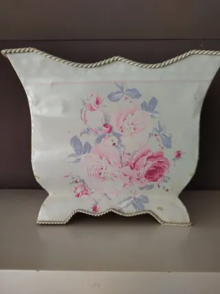 Maceta Vintage Flores Rosas Metal