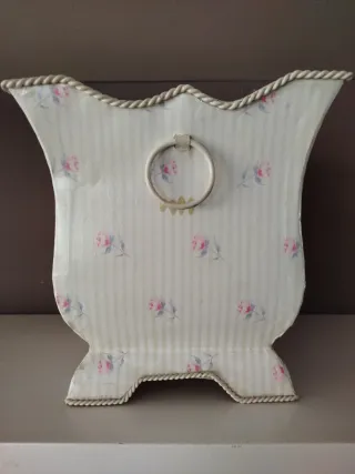 Maceta Vintage Flores Rosas Metal