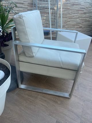 Mesa y 6 Sillas Jardín aluminio. Y sofa