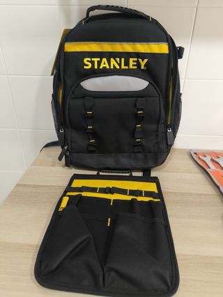 Lote de herramientas sin usa. Negociable.