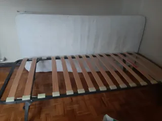 Materasso e rete a doghe singoli (x2)