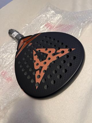 Pala Pádel Wilson Bela Pro V2 Cupra